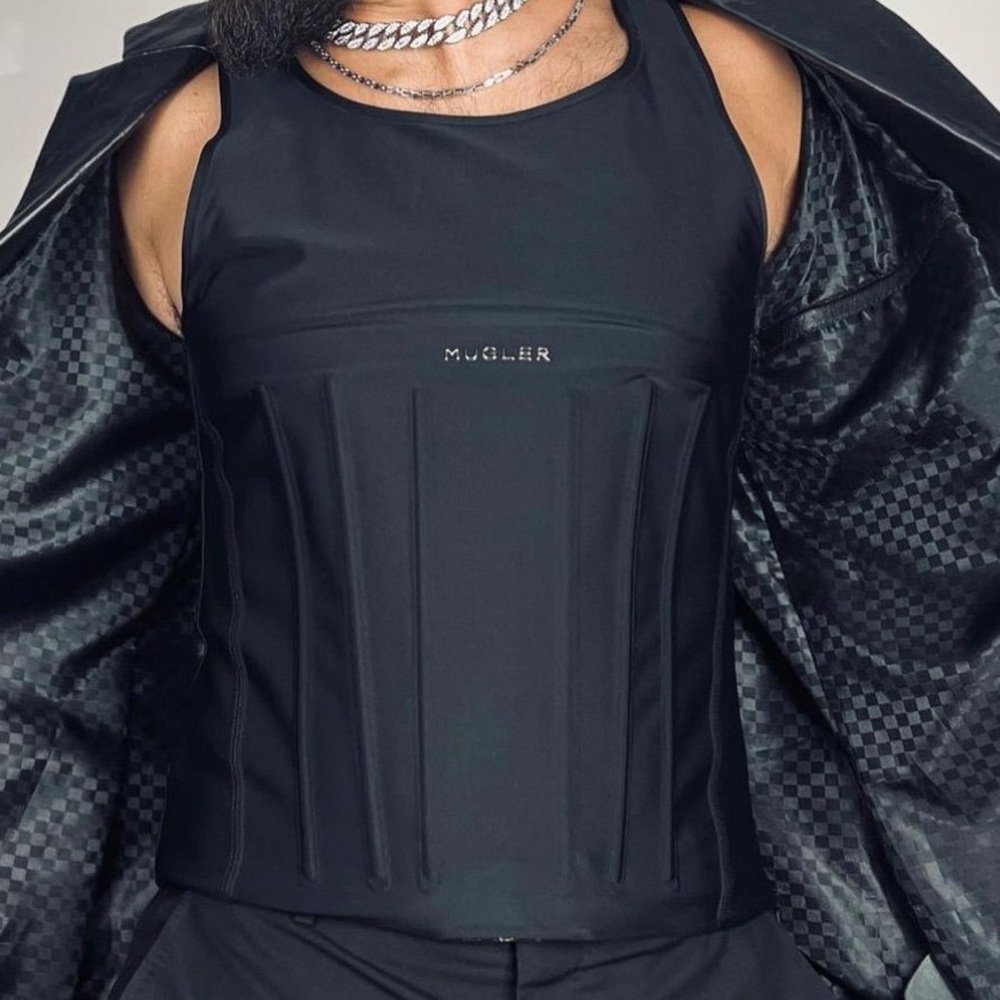 Mugler × Thierry Mugler
Mugler x H&M ribbed tank top corset Xs